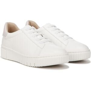 Naturalizer Soul white Tia Slip-On Sneakers